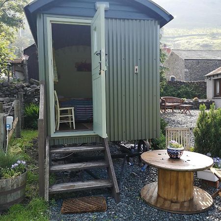Shepherds Hut Dolly Wagon Кесвик Экстерьер фото